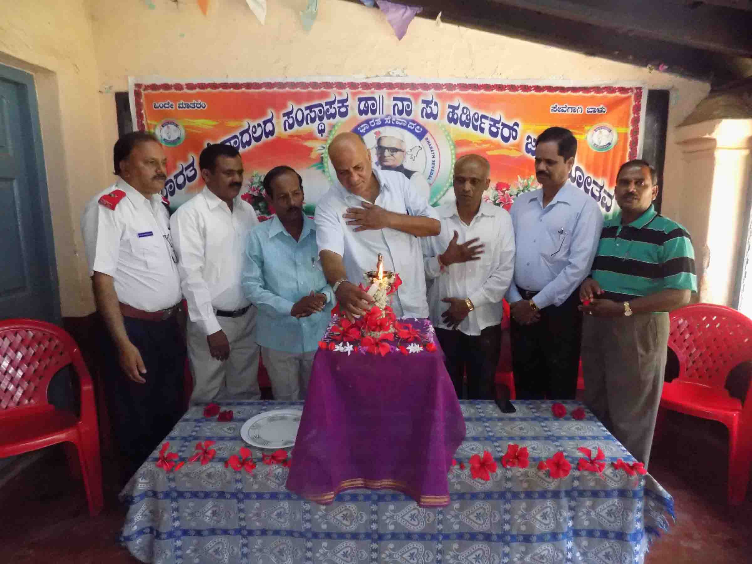 ‘ಜಾಹೀರಾತಿನಲ್ಲಿ ಭಾರತ ಸೇವಾದಳದ ಧ್ಯೇಯೋದ್ದೇಶವನ್ನೂ ಪ್ರಕಟಿಸಿ: ಮಾಜಿ ಶಾಸಕ ಐ.ಬಿ.ಶಂಕರ್